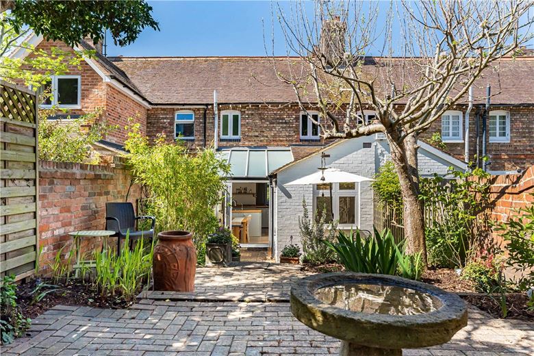 3 bedroom cottage, Wolvercote Green, Oxford OX2 - Available