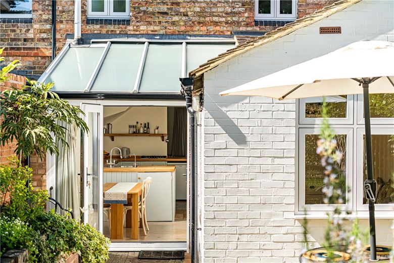 3 bedroom cottage, Wolvercote Green, Oxford OX2 - Available