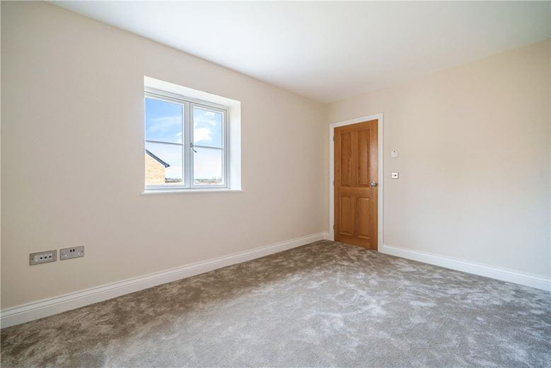 4 bedroom house, Southfields, Weston-on-the-Green OX25 - Available
