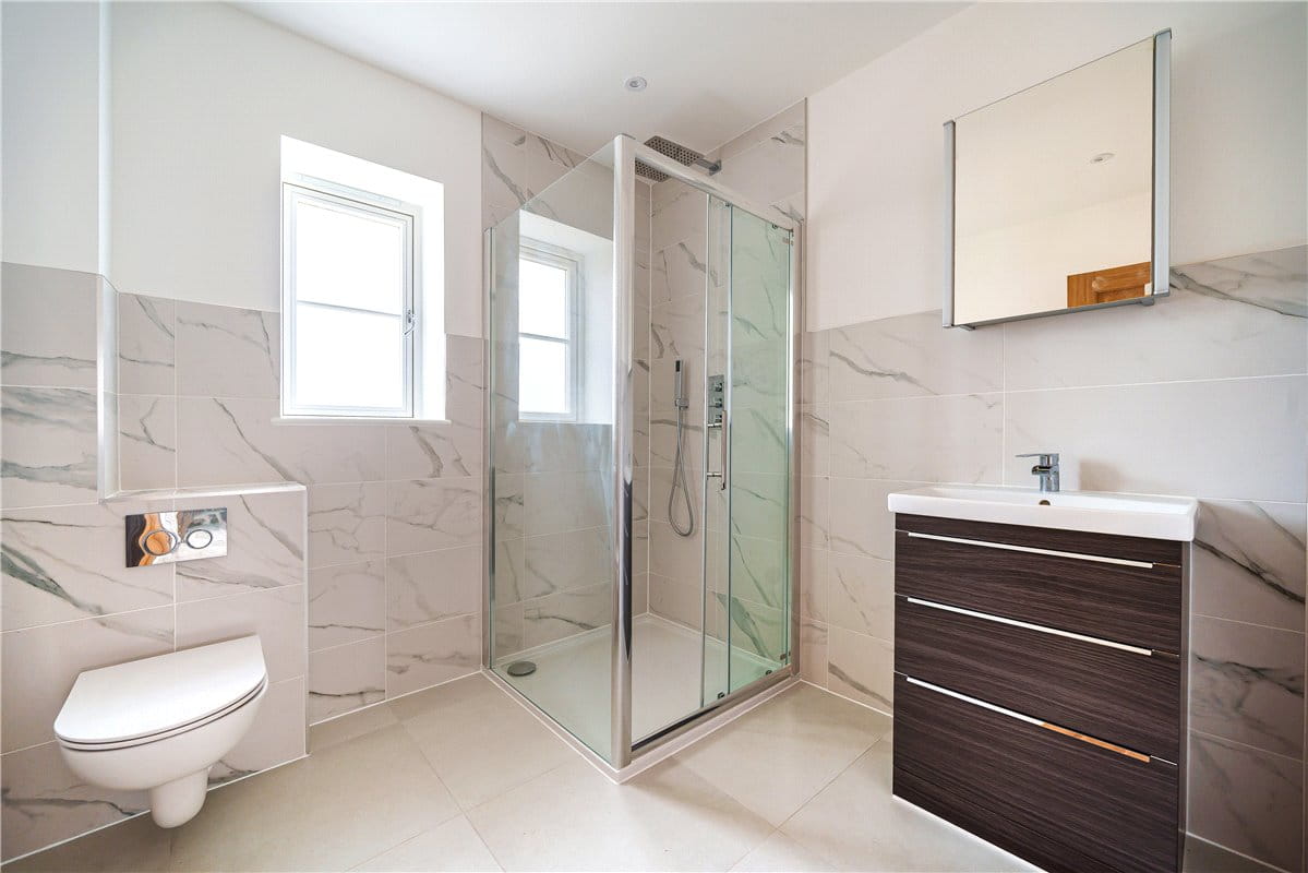 4 bedroom house, Southfields, Weston-on-the-Green OX25 - Available