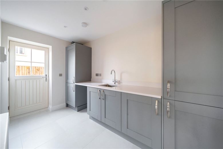 6 bedroom house, Southfields, Weston-on-the-Green OX25 - Sold STC