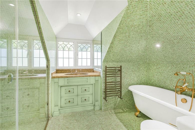 6 bedroom house, Chalk Lane, Hyde Heath HP6 - Available