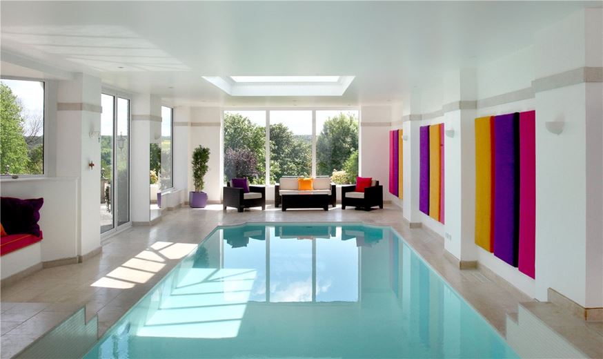 6 bedroom house, Chalk Lane, Hyde Heath HP6 - Available