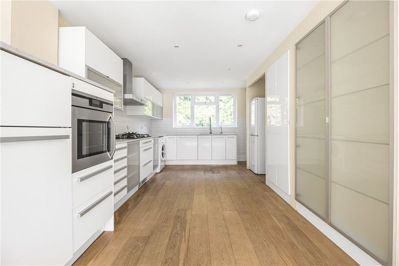 5 bedroom house, Copthall Road West, Ickenham UB10 - Sold STC