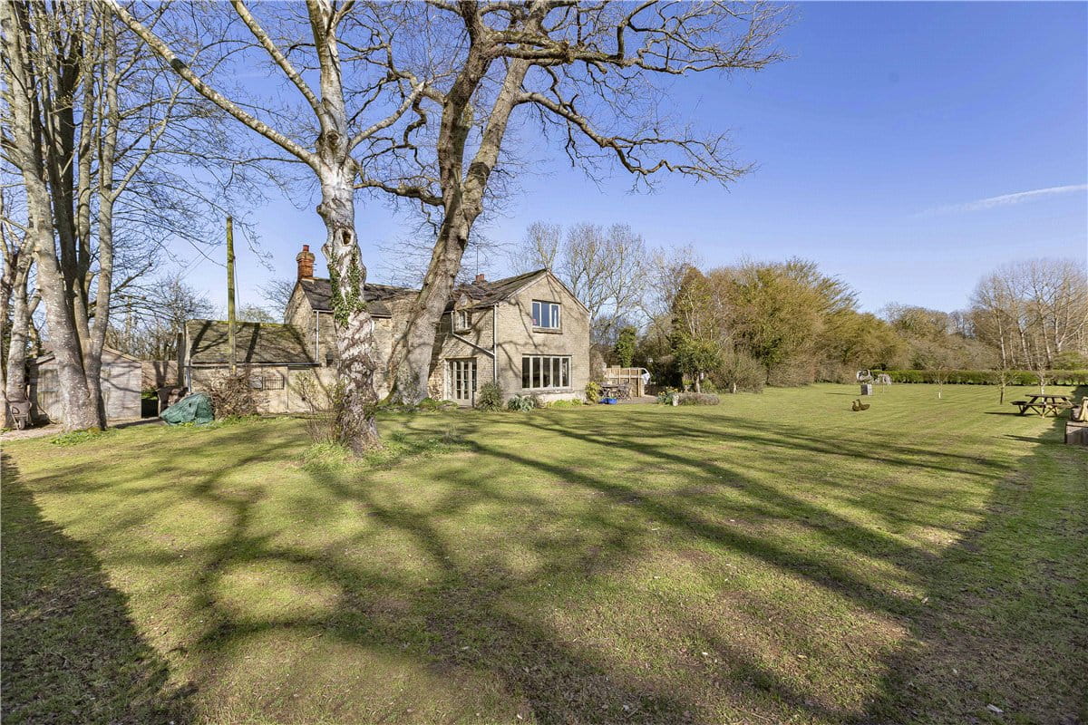 4 bedroom house, Station Road, Lower Heyford OX25 - Available