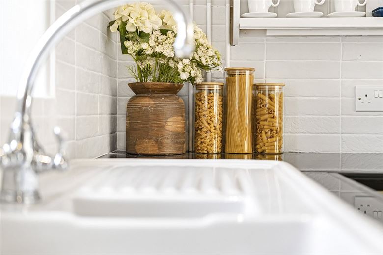 4 bedroom house, Shepherds Close, Weston-on-the-Green OX25 - Sold STC