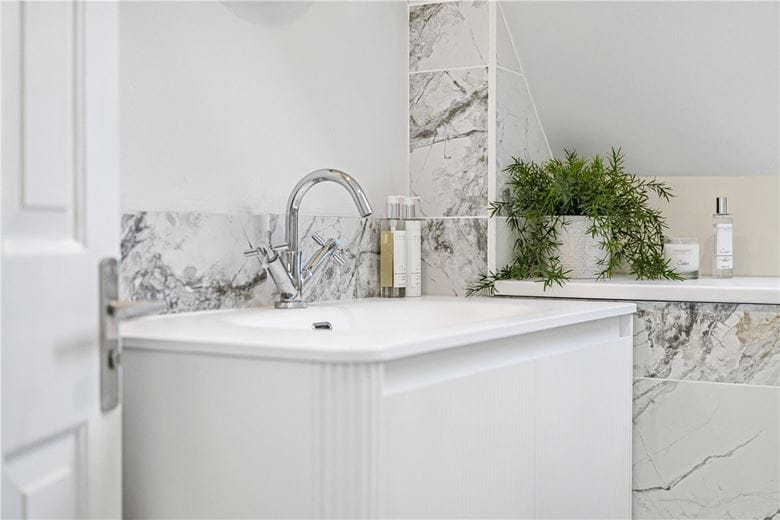 4 bedroom house, Shepherds Close, Weston-on-the-Green OX25 - Sold STC