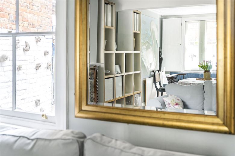 2 bedroom cottage, Hollybush Row, Oxford OX1 - Sold STC