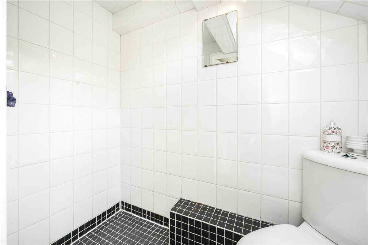 2 bedroom cottage, Hollybush Row, Oxford OX1 - Sold STC