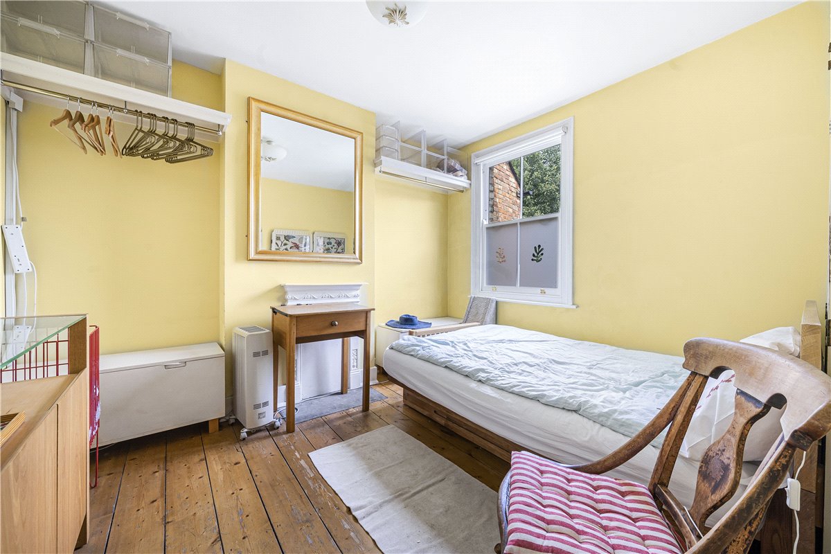 2 bedroom cottage, Hollybush Row, Oxford OX1 - Sold STC