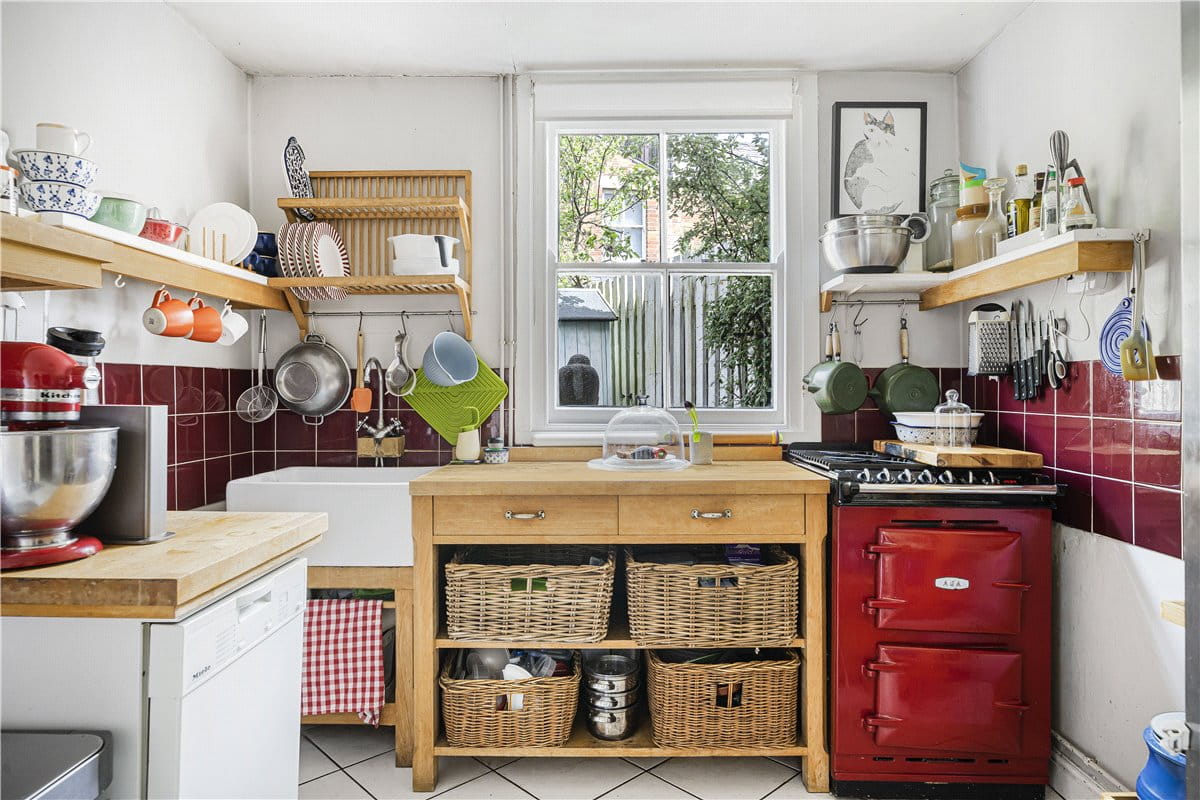 2 bedroom cottage, Hollybush Row, Oxford OX1 - Sold STC