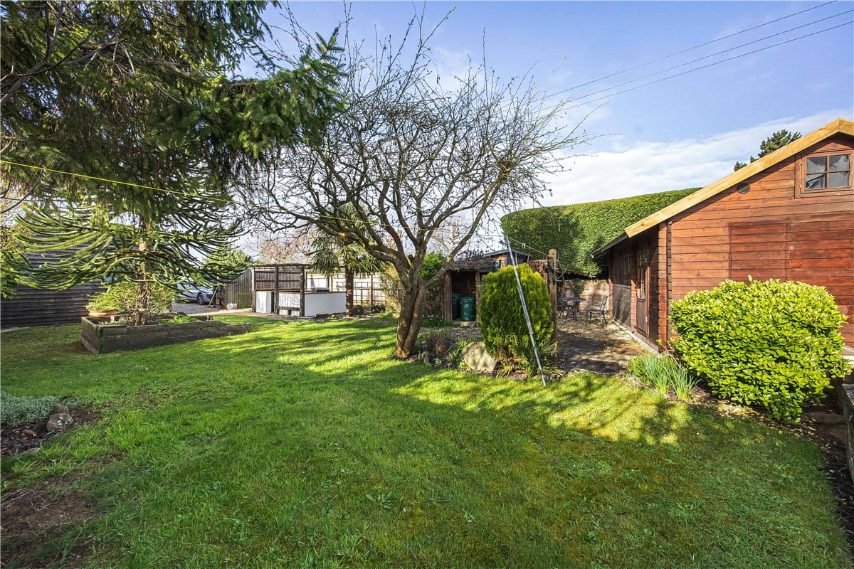 3 bedroom house, The Causeway, East Hanney OX12 - Available