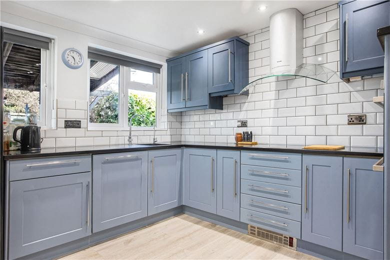 3 bedroom house, The Causeway, East Hanney OX12 - Available