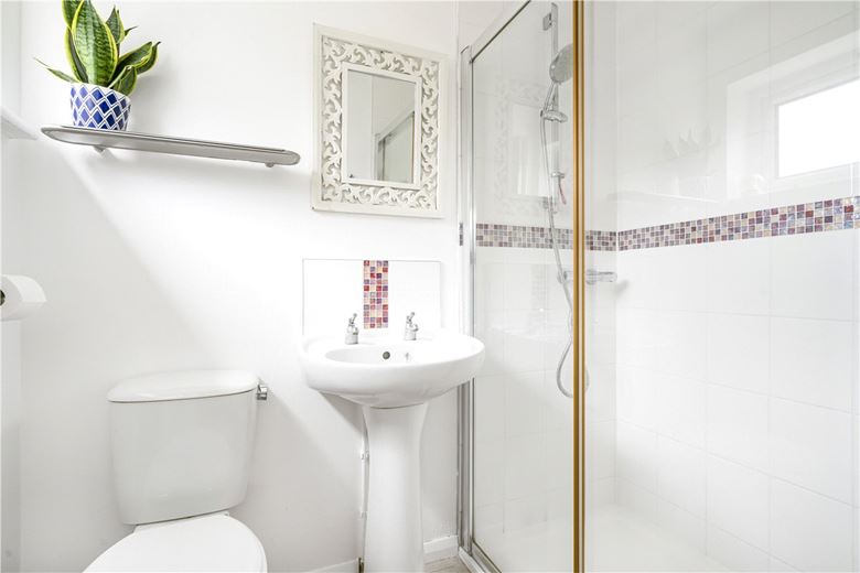 4 bedroom house, Keens Close, Enstone OX7 - Available