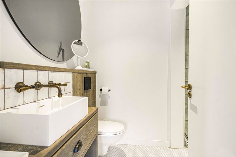 1 bedroom flat, Victoria Road, Oxford OX2 - Sold STC