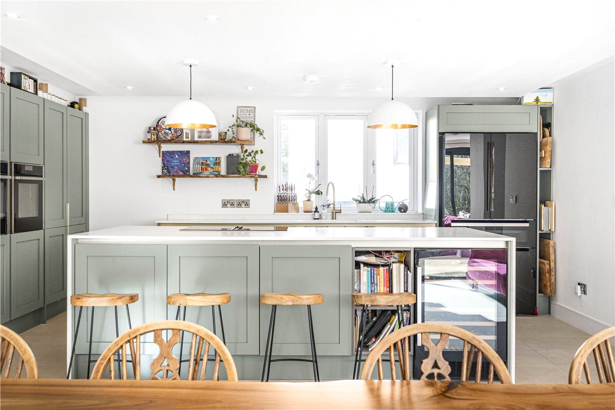 5 bedroom house, Middle Street, Islip OX5 - Sold