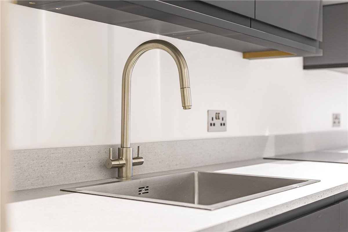 1 bedroom flat, Walton Street, Oxford OX2 - Sold