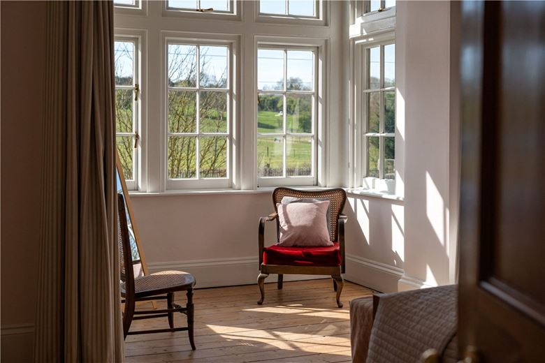 5 bedroom house, Station Yard, Steventon OX13 - Available