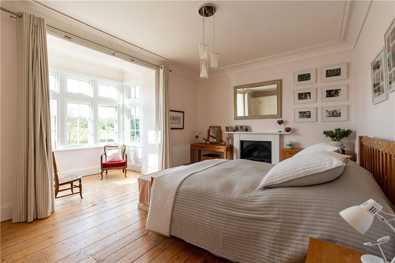 5 bedroom house, Station Yard, Steventon OX13 - Available