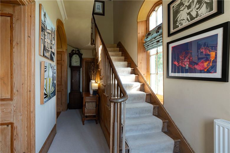 5 bedroom house, Station Yard, Steventon OX13 - Available