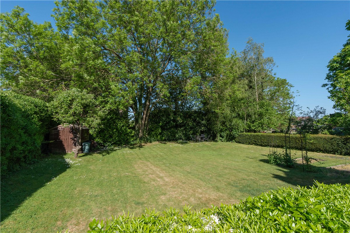 5 bedroom house, Station Yard, Steventon OX13 - Available