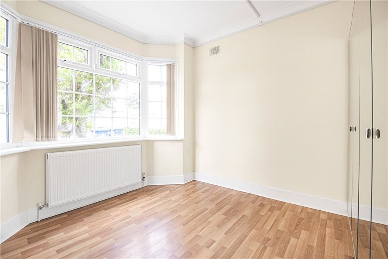 3 bedroom bungalow, Islip Gardens, Northolt UB5 - Sold STC