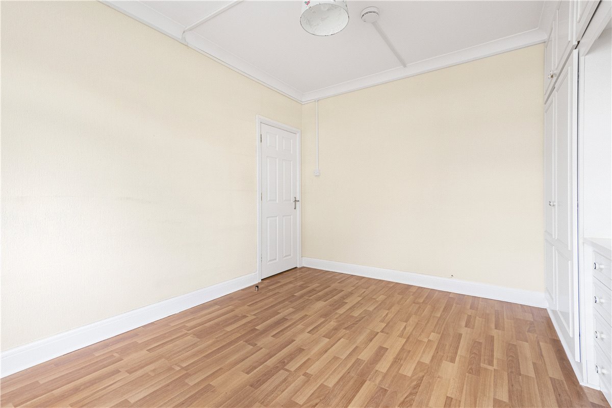 3 bedroom bungalow, Islip Gardens, Northolt UB5 - Sold STC