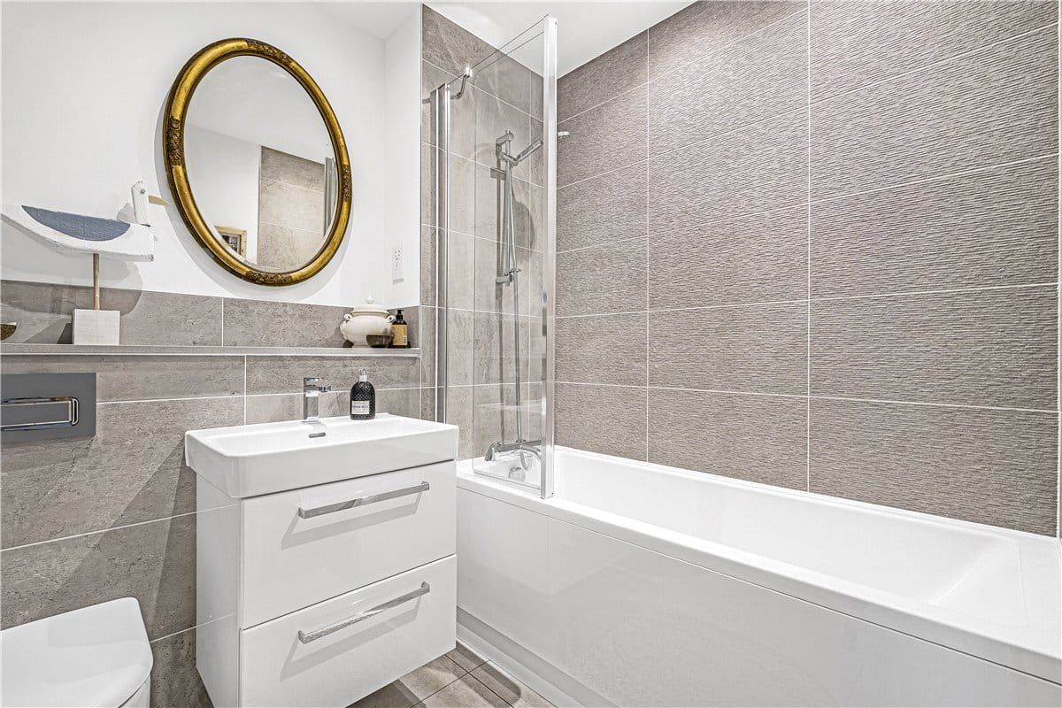 4 bedroom house, Collett Drive, Oxford OX2 - Available