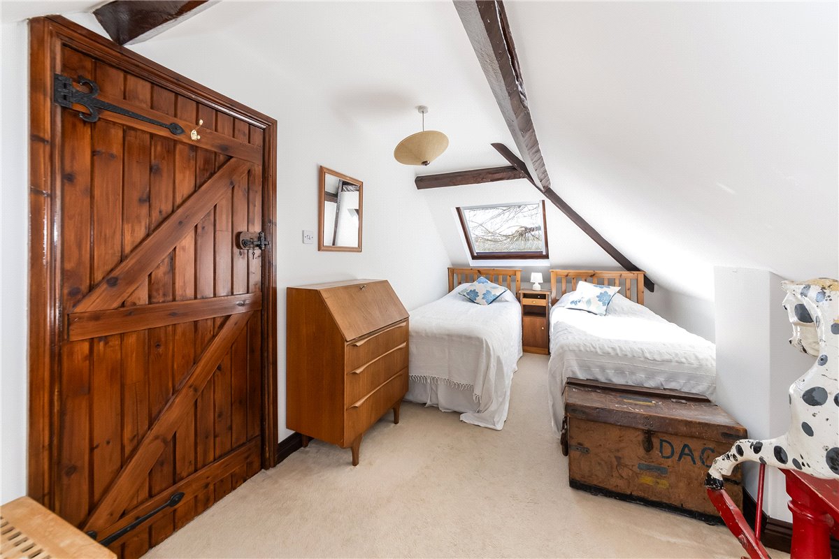 5 bedroom , Sutton Wick Lane, Drayton OX14 - Available