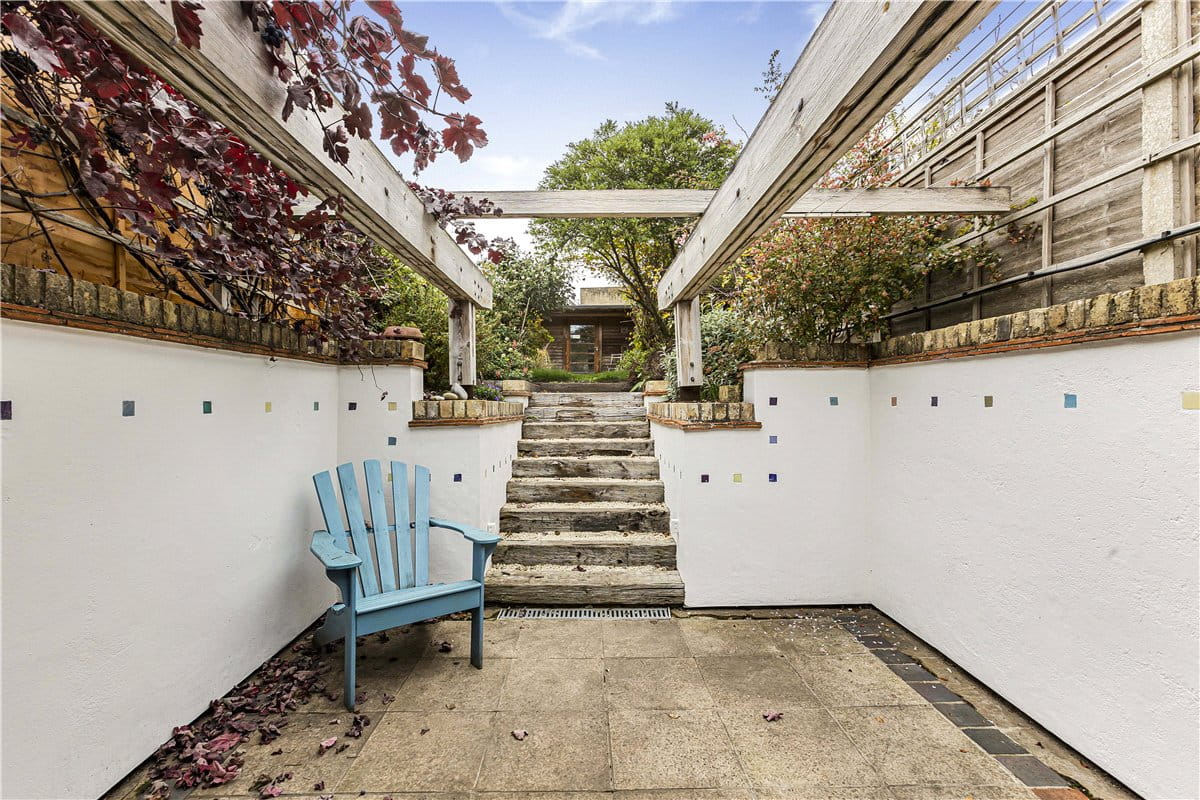 3 bedroom house, Thames Street, Abingdon OX14 - Available