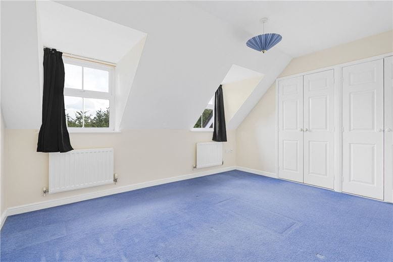 4 bedroom house, Terrett Avenue, Headington OX3 - Available