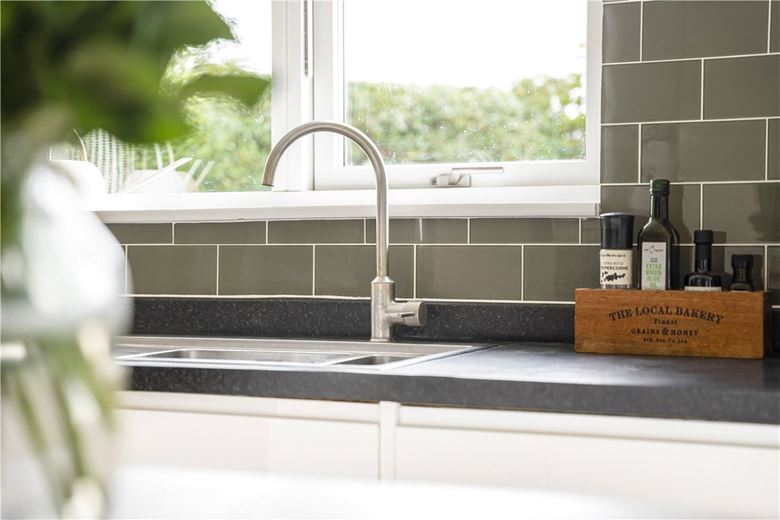 4 bedroom house, Clover Close, Cumnor Hill OX2 - Available