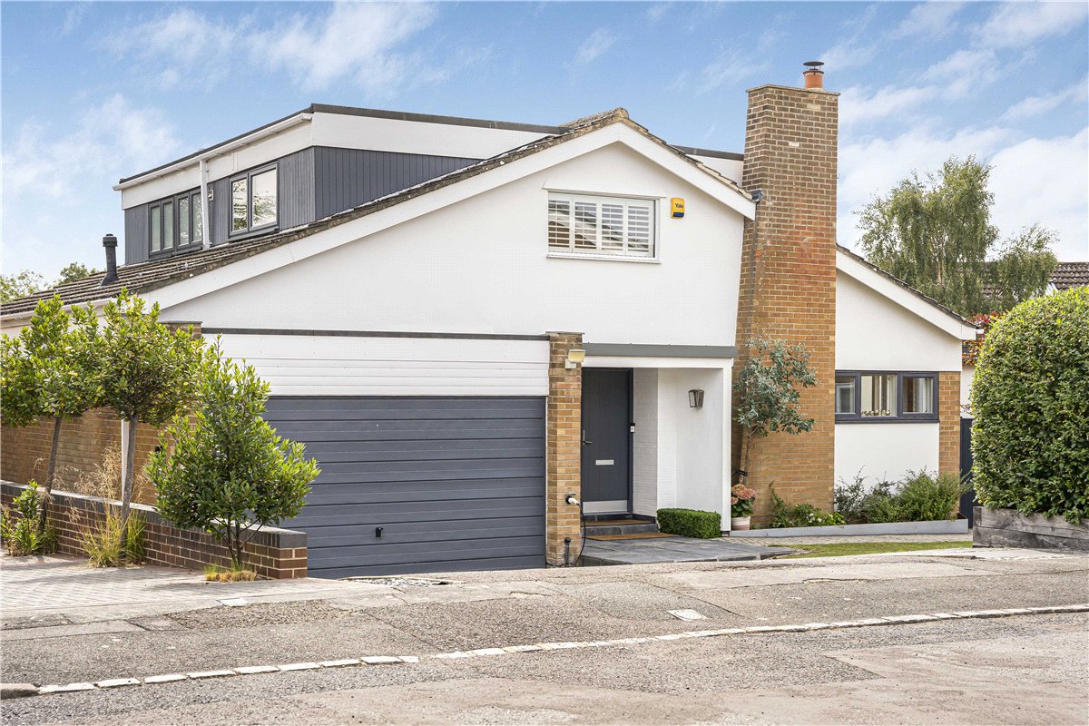 4 bedroom house, Clover Close, Cumnor Hill OX2 - Available