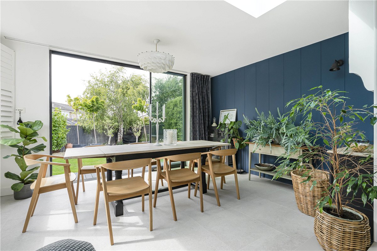 4 bedroom house, Clover Close, Cumnor Hill OX2 - Available