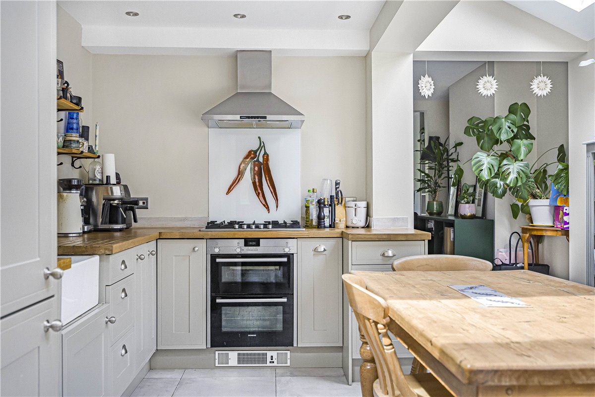 2 bedroom house, Howard Street, Oxford OX4 - Available