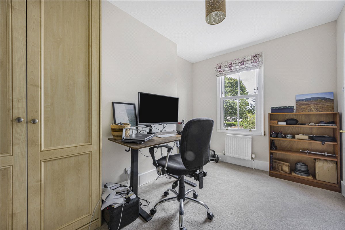 2 bedroom house, Howard Street, Oxford OX4 - Available