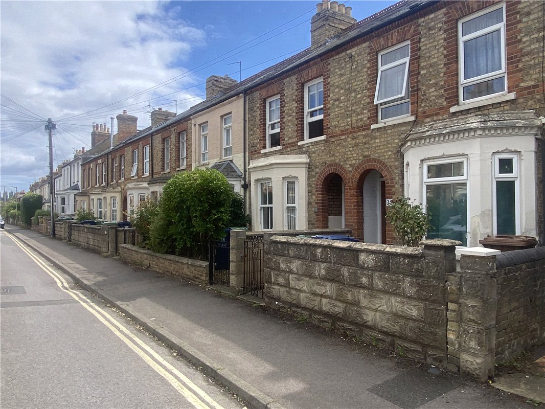 2 bedroom house, Howard Street, Oxford OX4 - Available