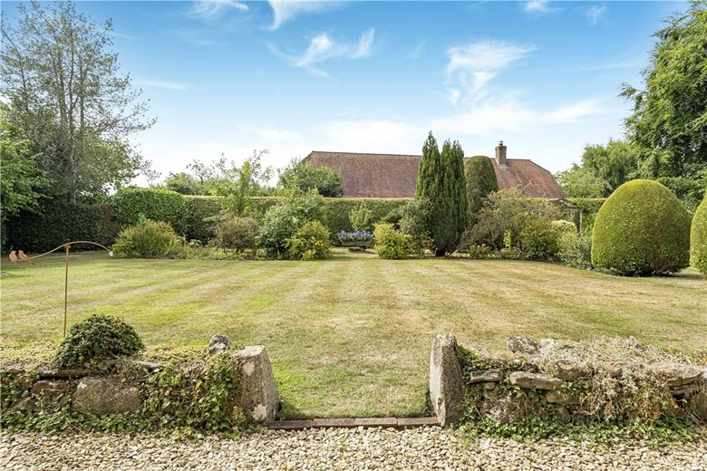 5 bedroom house, Eaton Road, Appleton OX13 - Sold STC