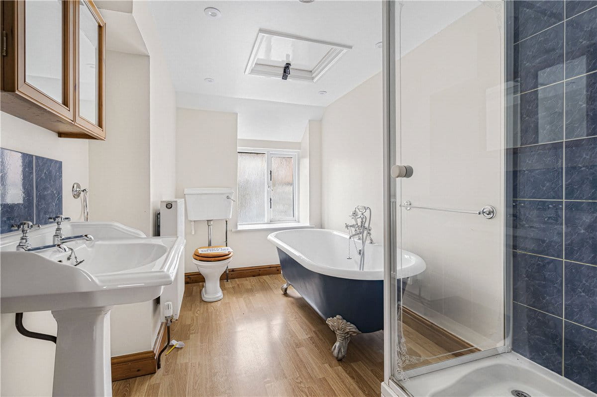 5 bedroom cottage, Valley Road, Finmere MK18 - Available