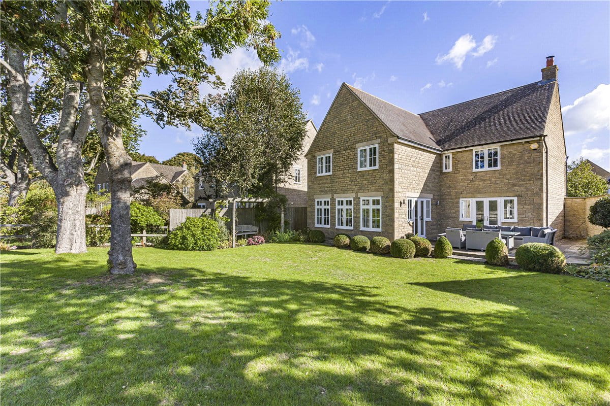 6 bedroom house, Bolsover Close, Long Hanborough OX29 - Sold STC