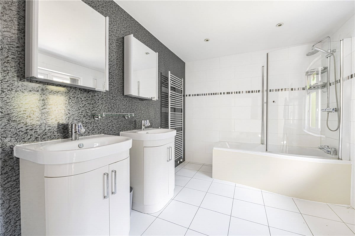 7 bedroom house, Tye Lane, Walberton BN18 - Available