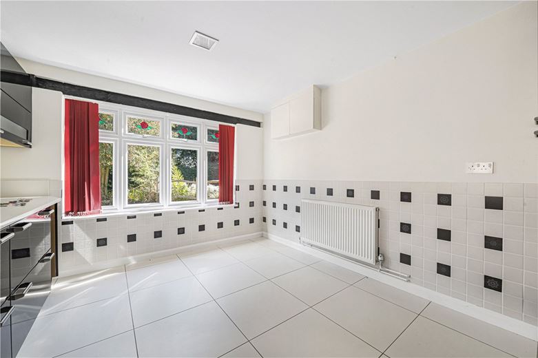 7 bedroom house, Tye Lane, Walberton BN18 - Available