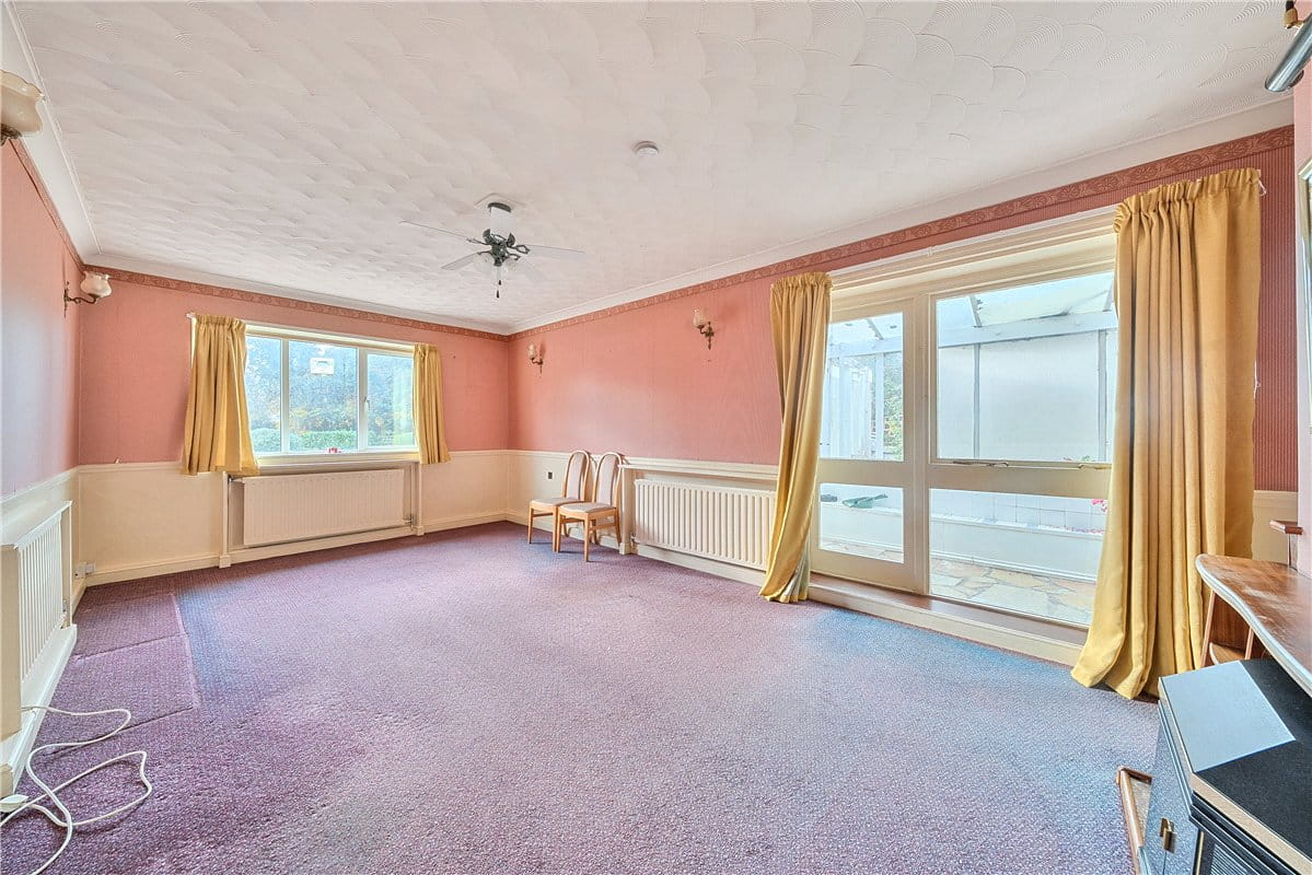 3 bedroom bungalow, Bridle Path, Charney Bassett OX12 - Available