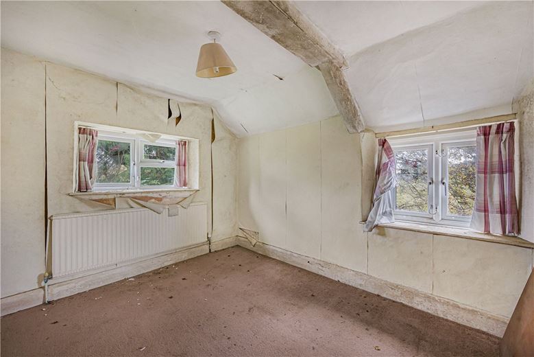 4 bedroom cottage, Queen Camel, Yeovil BA22 - Available