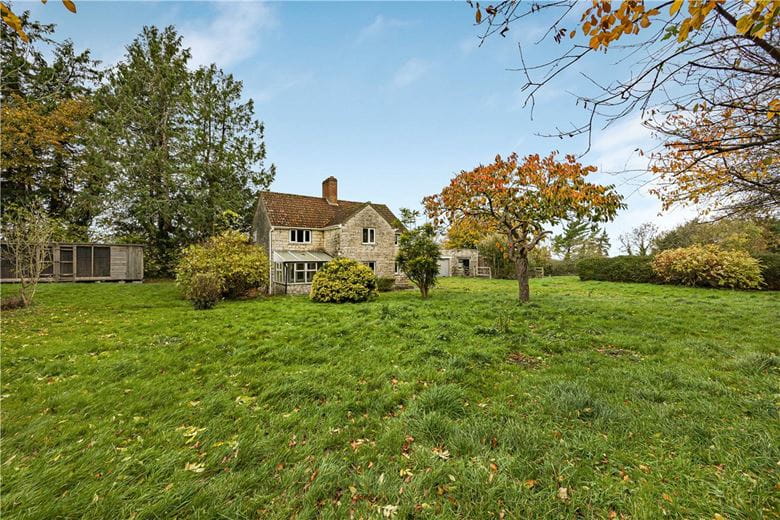 4 bedroom cottage, Queen Camel, Yeovil BA22 - Available