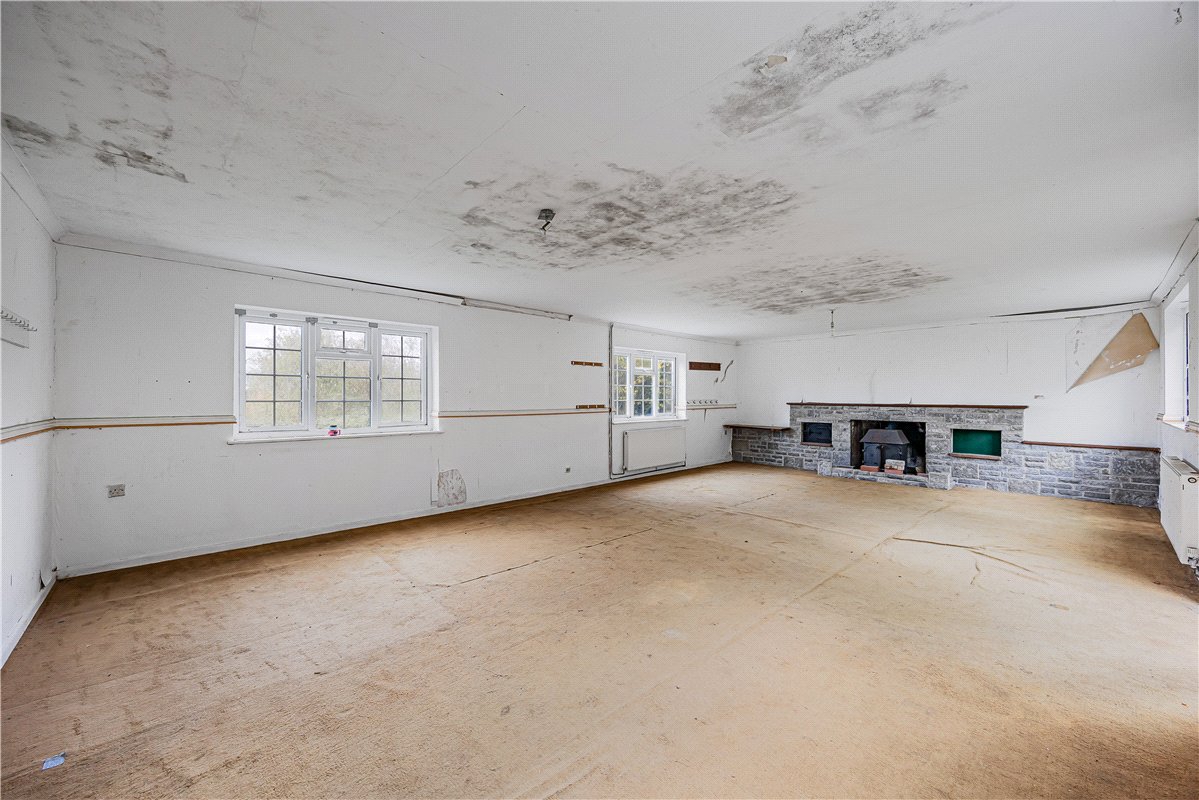 4 bedroom house, Queen Camel, Yeovil BA22 - Available