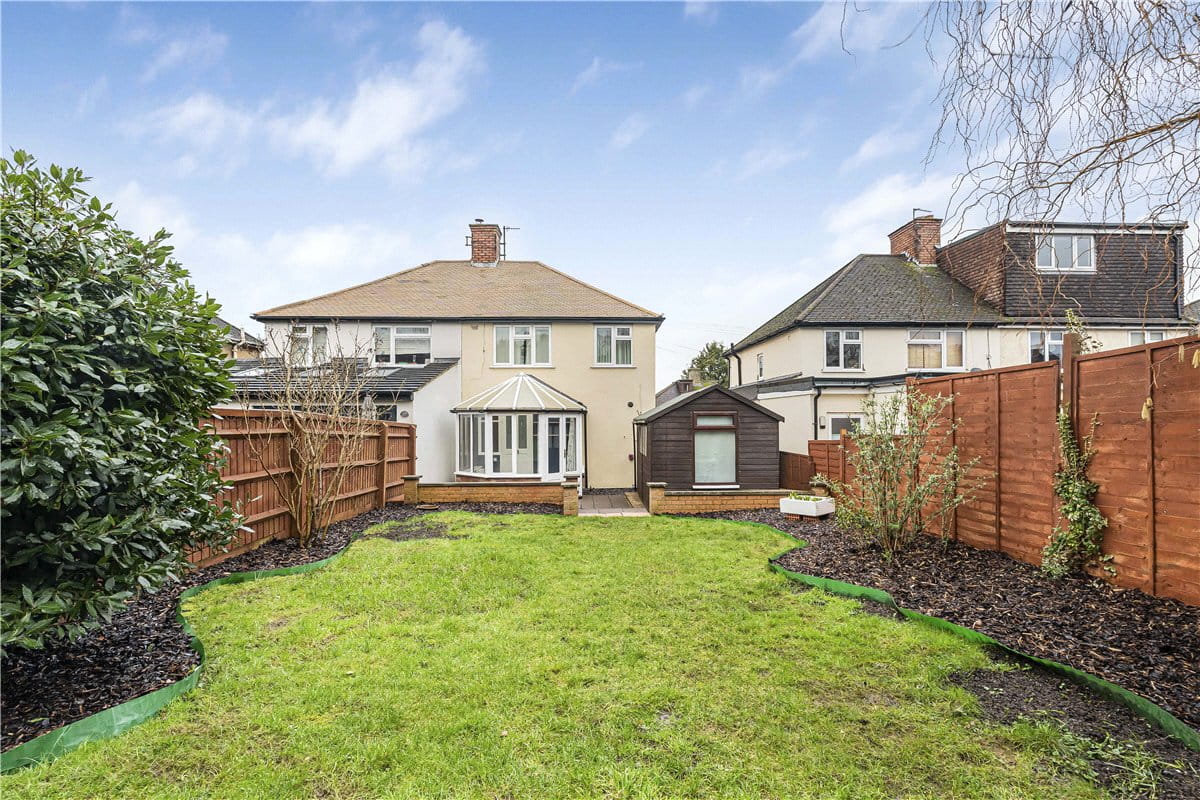 3 bedroom house, Derwent Avenue, Headington OX3 - Available