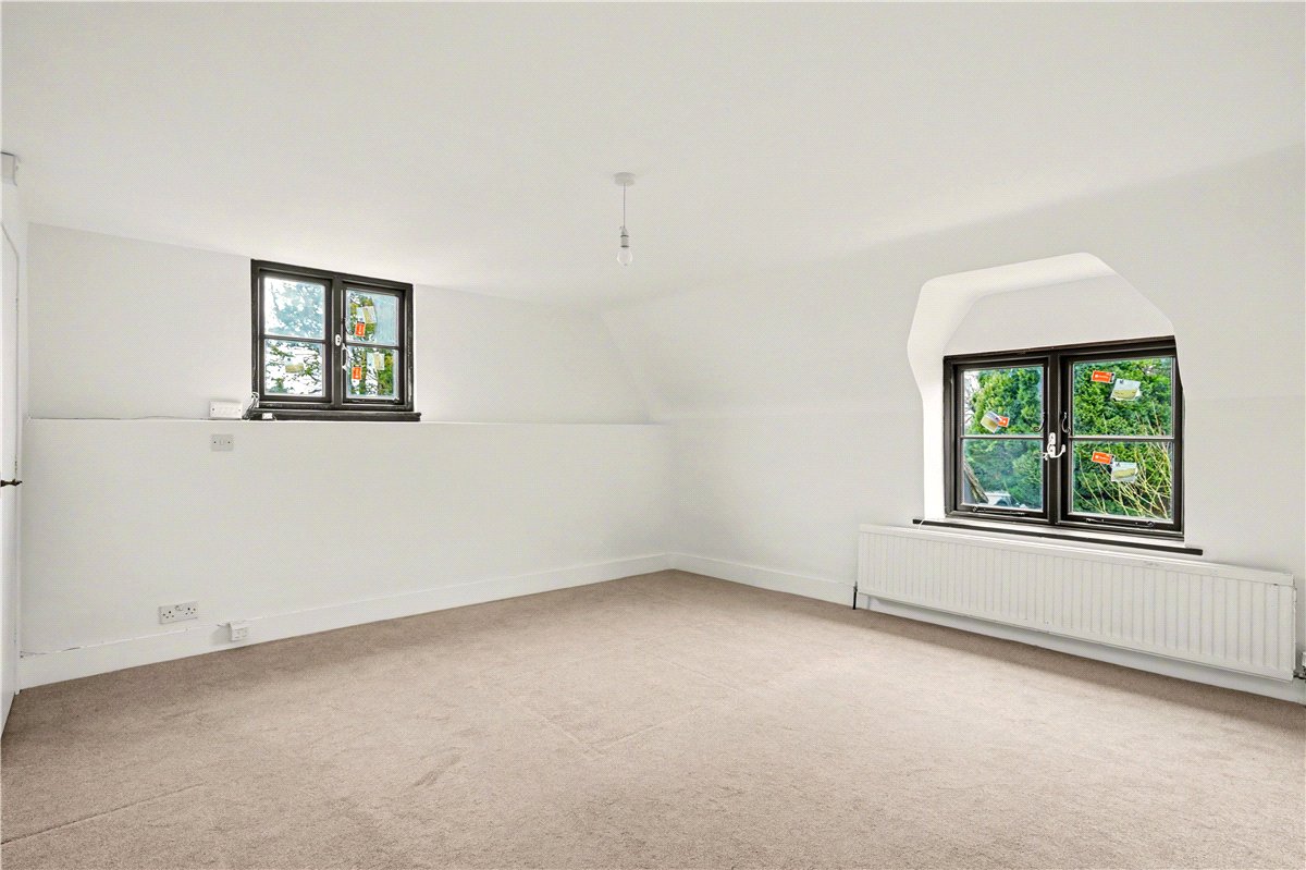 4 bedroom cottage, Lower Hartwell, Aylesbury HP17 - Available