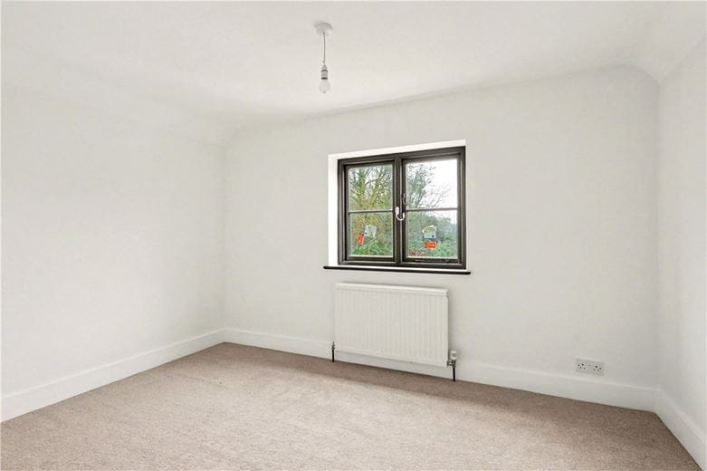 4 bedroom cottage, Lower Hartwell, Aylesbury HP17 - Available