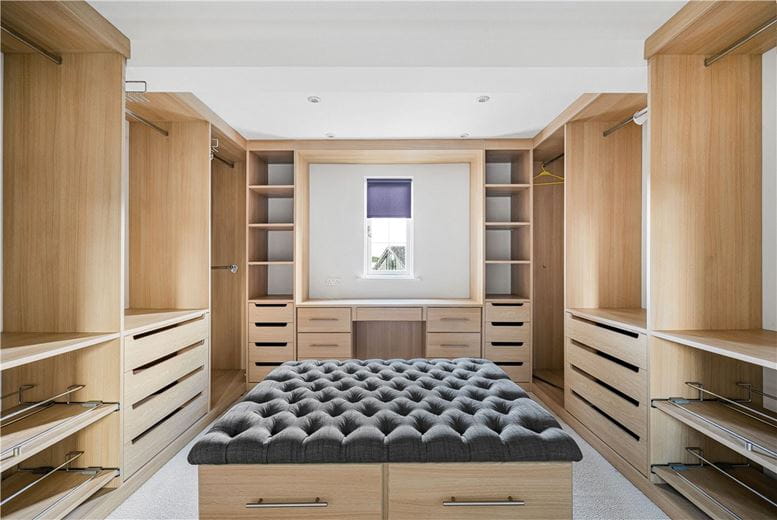 5 bedroom house, Tortington, Arundel BN18 - Available